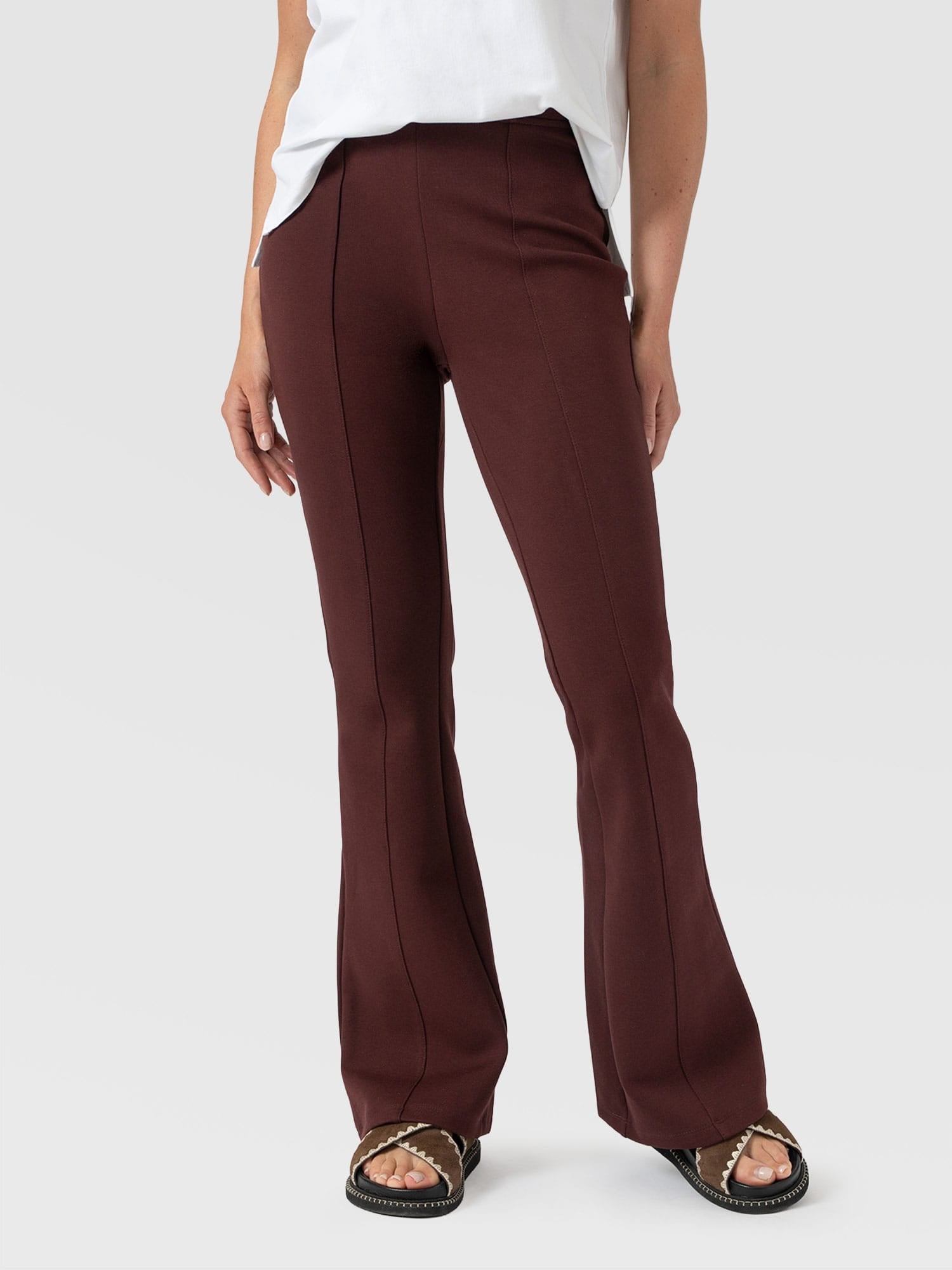 Fearne Flare Legging - Maroon
