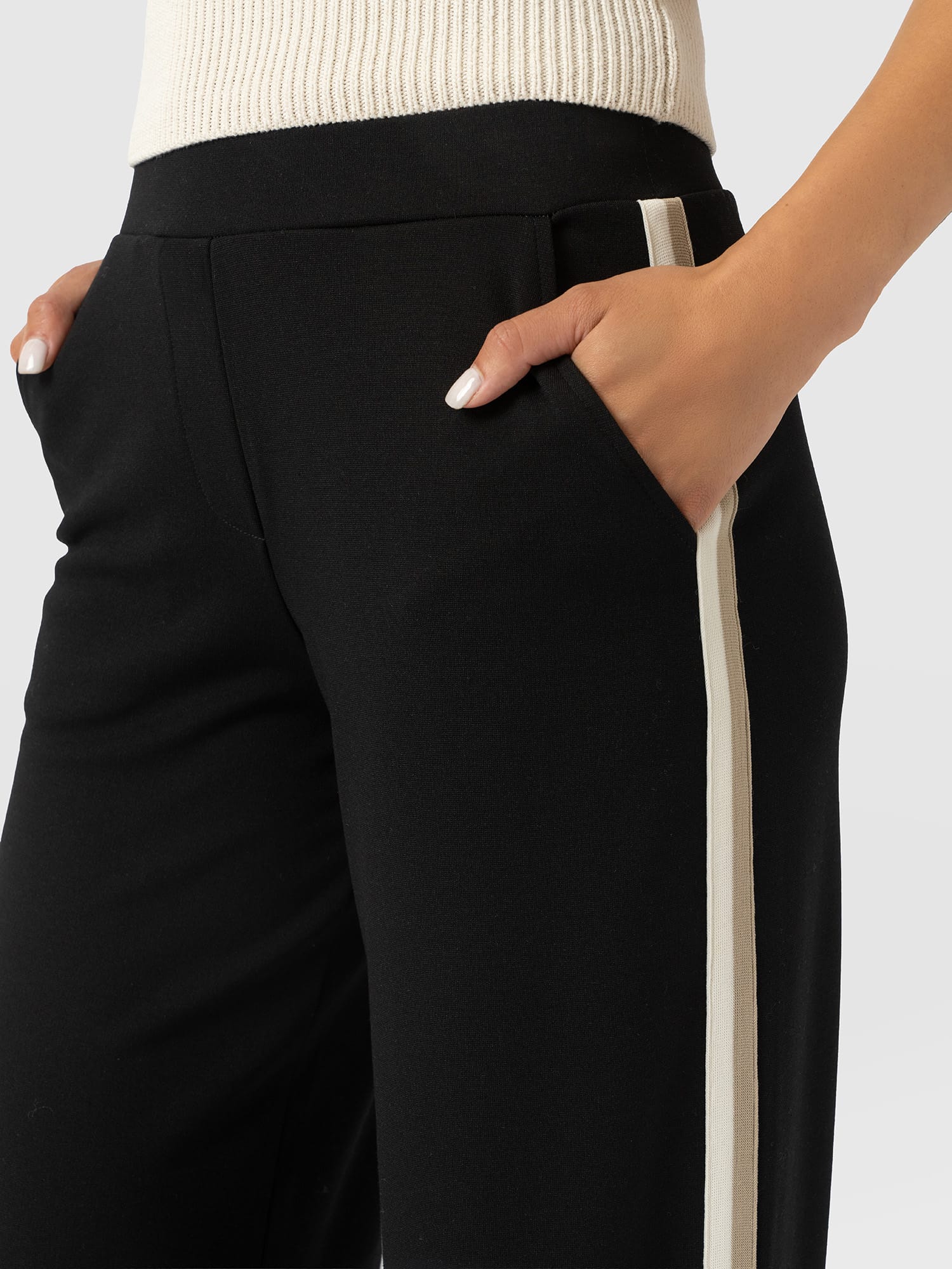 Hoxton Straight Leg Pant - Black - Cream/Beige Stripe