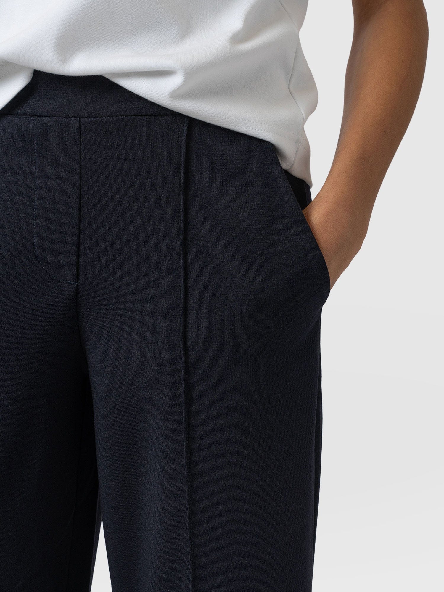 Keller Crop Pant - Navy