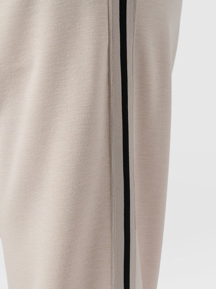 Runway Pant - Light Beige Stripe