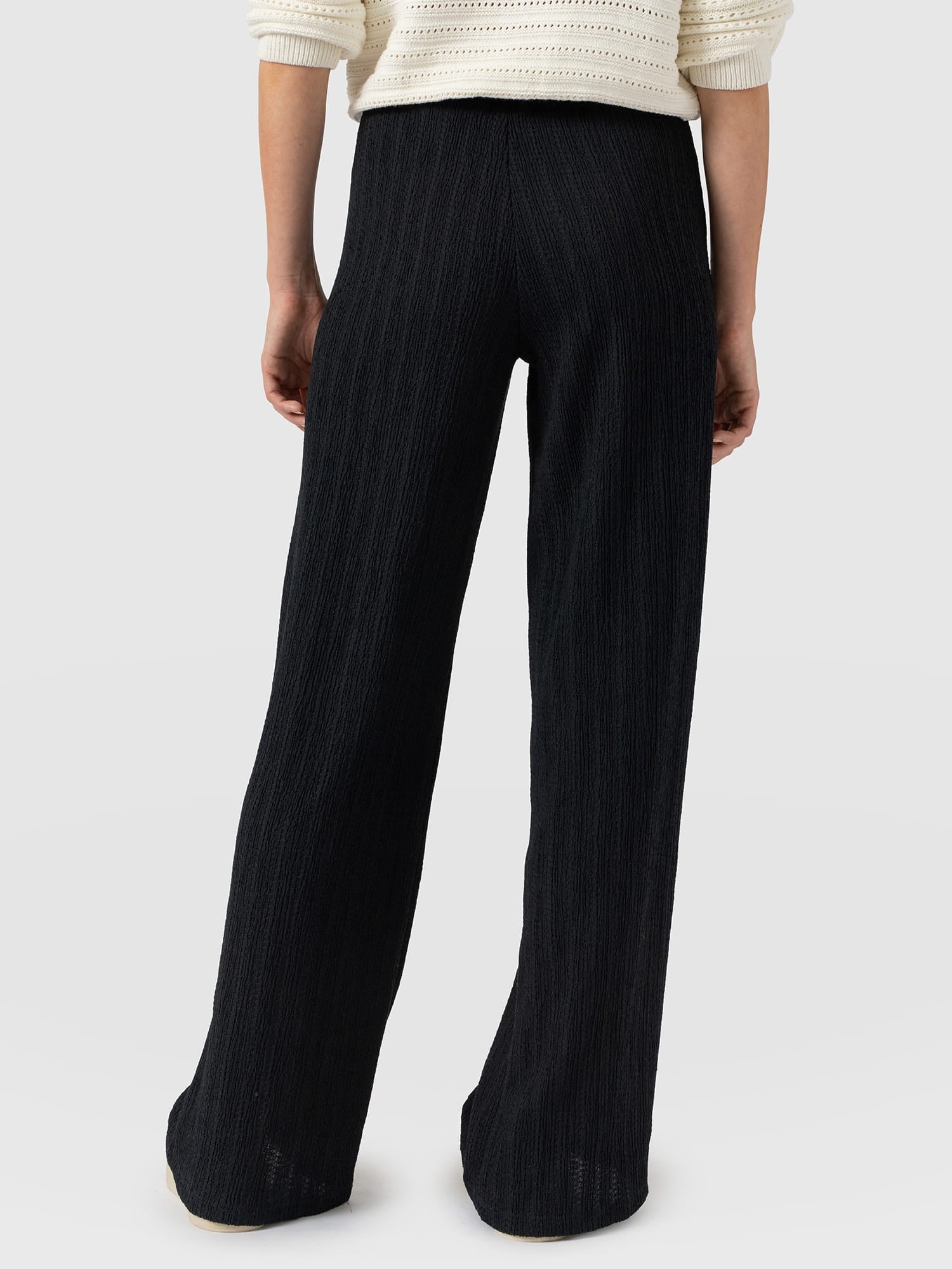 Hoxton Straight Leg Pant - Black Textured
