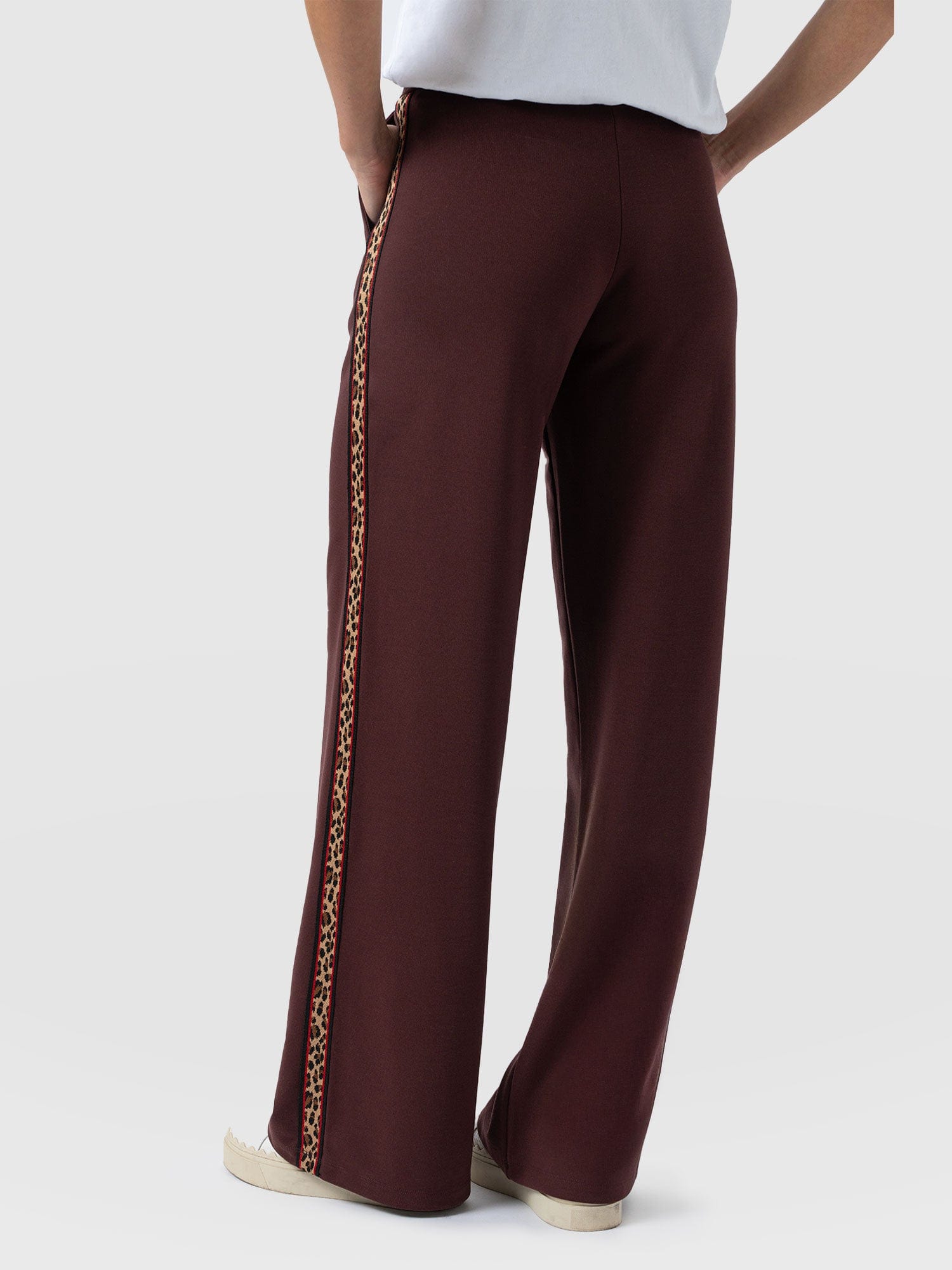 Hoxton Straight Leg Pant - Maroon