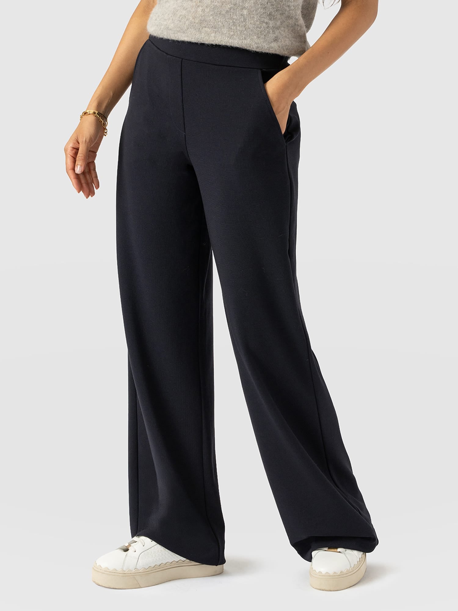 Hoxton Straight Leg Pant - Navy